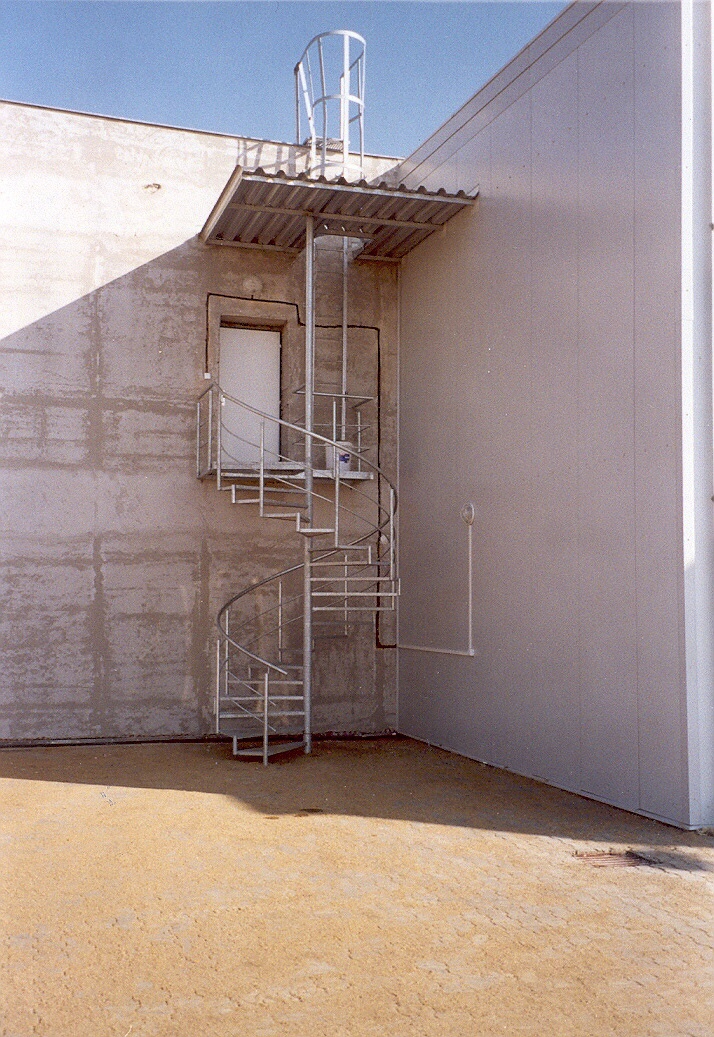 EXTERI�ROV� PRVKY - SCHODI�T�