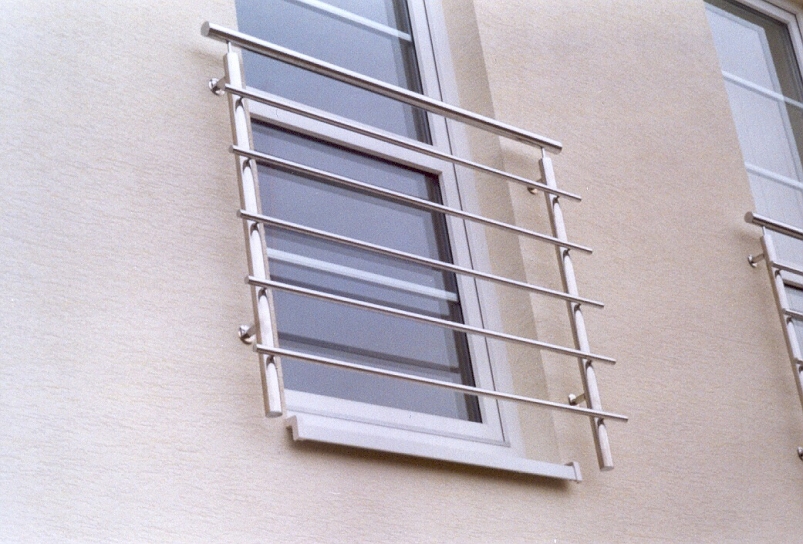 EXTERI�ROV� PRVKY - Z�BRADL�