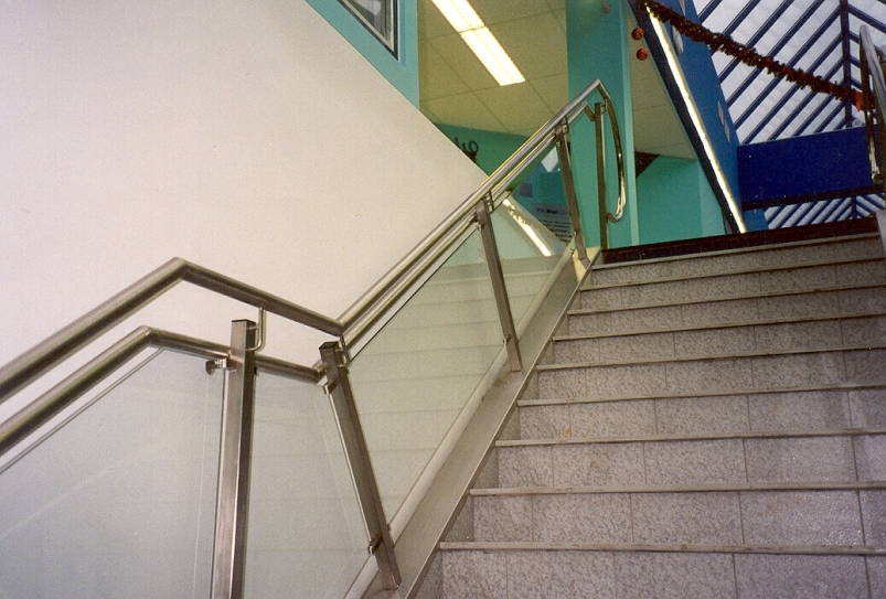 INTERI�ROV� PRVKY - Z�BRADL�