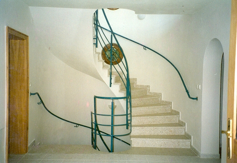 INTERI�ROV� PRVKY - Z�BRADL�