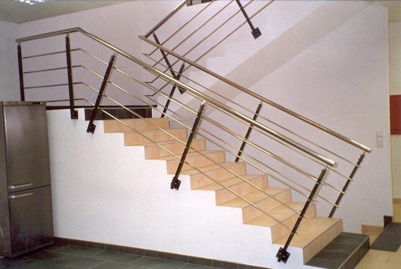 INTERI�ROV� PRVKY - Z�BRADL�